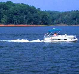 Boating at Lake at Elijah Clark State Park